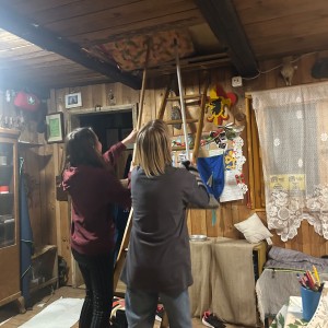 Výprava Lasiček do Absurdia