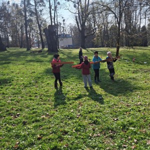 Závody vlčat a světlušek v Šenově