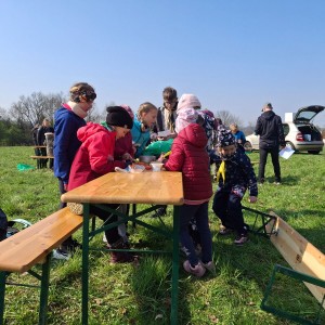 Závody vlčat a světlušek v Šenově