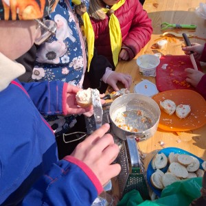 Závody vlčat a světlušek v Šenově