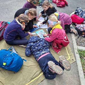 Závody vlčat a světlušek v Šenově