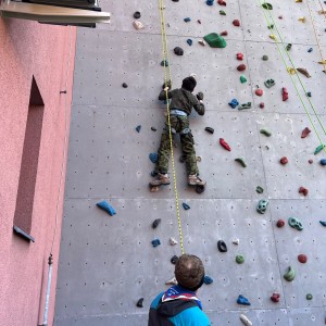 Závody vlčat a světlušek v Šenově